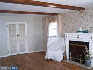 329 Harrington Road Havertown, PA 19083 - Photo 2 of 4