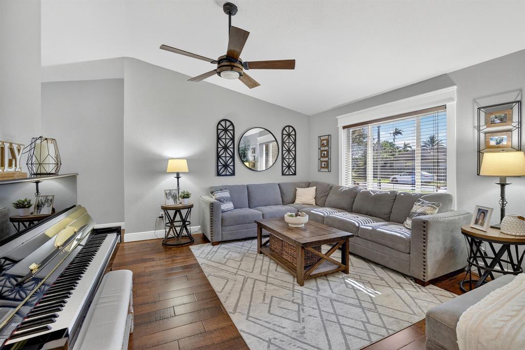 11611 Southwest 52nd Street Cooper City, FL 33330 - Photo 6 of 45 a living room with furniture