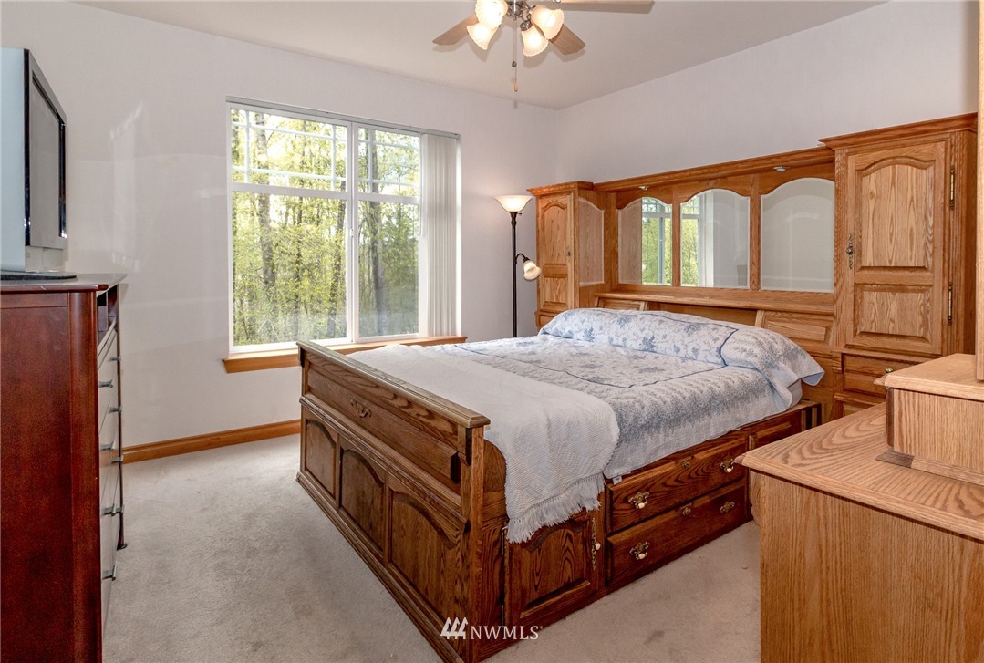 18632 Rainier View Road Southeast Monroe, WA 98272 - Photo 11 of 25