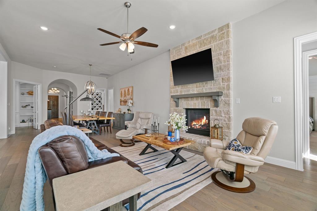 1008 Highpoint Way Roanoke, TX 76262 - Photo 7 of 39