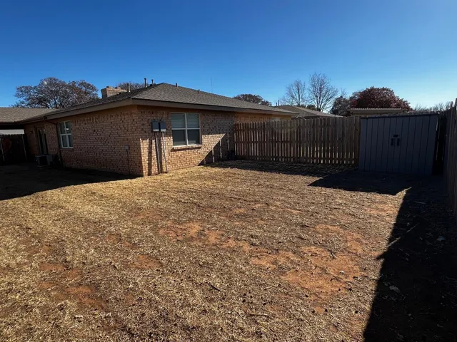 $1,050 | 7504 Avenue West, Unit A, Lubbock, TX 79423