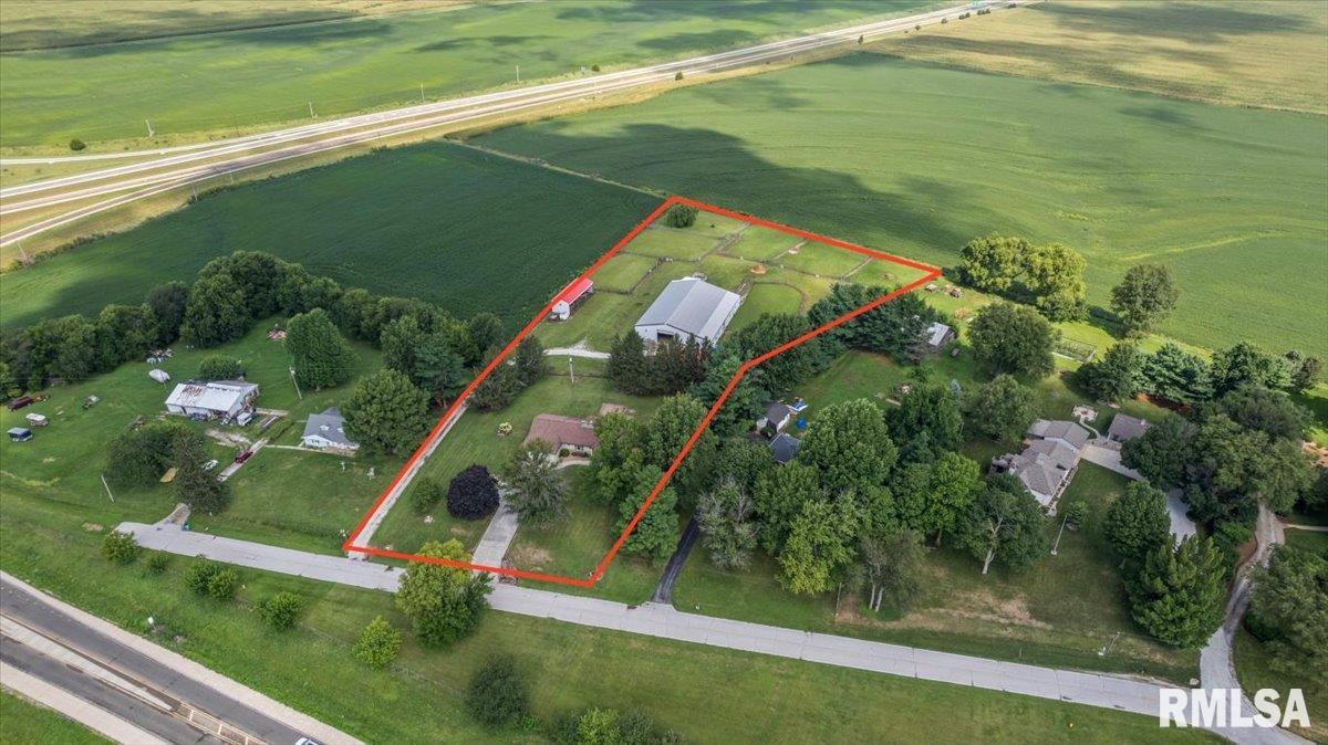2390 Mound Road Jacksonville, IL 62650 - Photo 63 of 77 Gallery Image 63