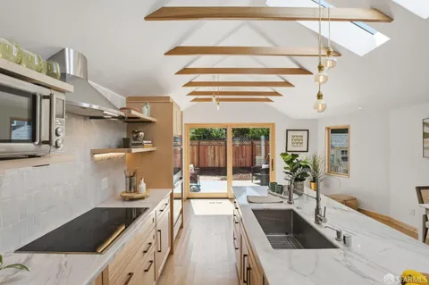 $1,268,000 | 273 Edinburgh Street, San Francisco, CA 94112
