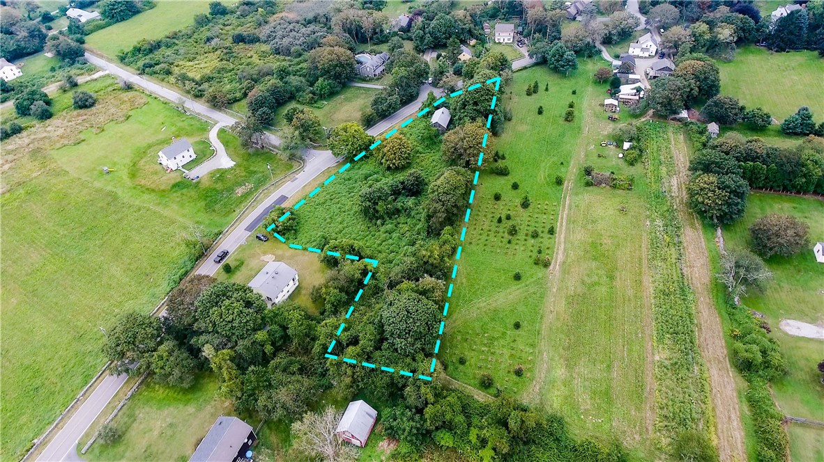 1249 Wapping Road Middletown, RI 02842 - Photo 31 of 35
