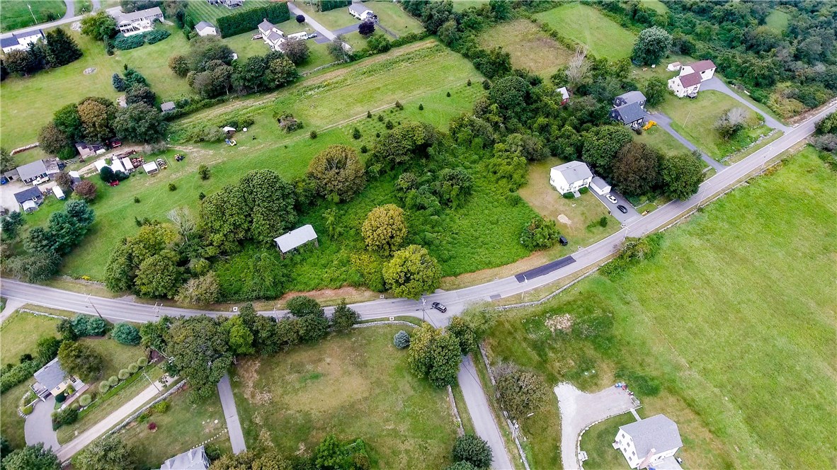1249 Wapping Road Middletown, RI 02842 - Photo 10 of 35