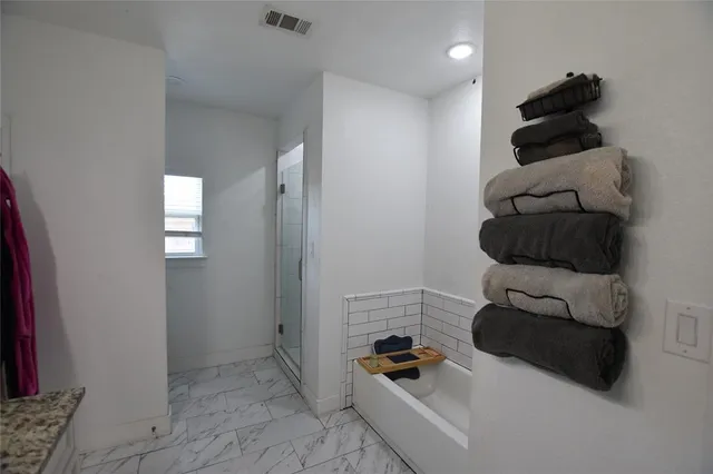 $350,000 | 530 Venice Drive, Italy, TX 76651