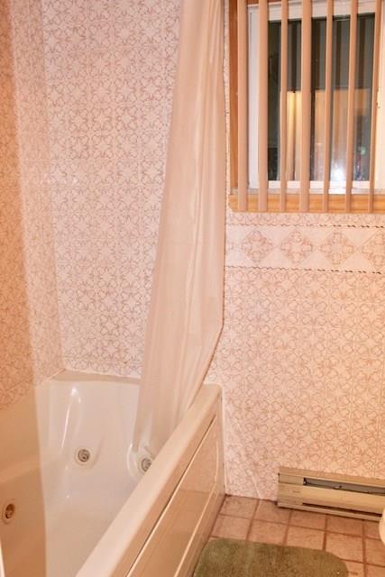 471 County Road Slickville, PA 15684 - Photo 13 of 25 More of the main floor bath.
