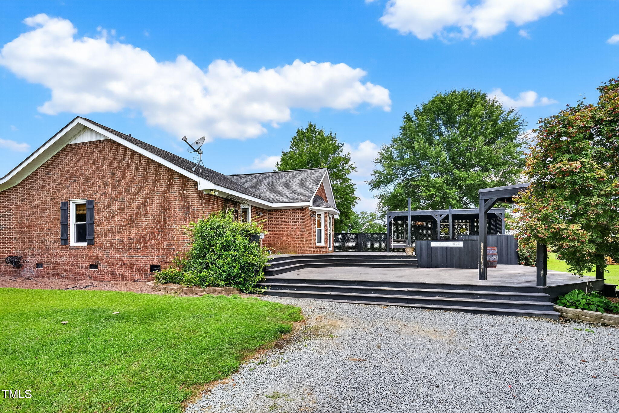2888 Benson Hardee Road Benson, NC 27504 - Photo 37 of 55 36-web-or-mls-009__DSC9239