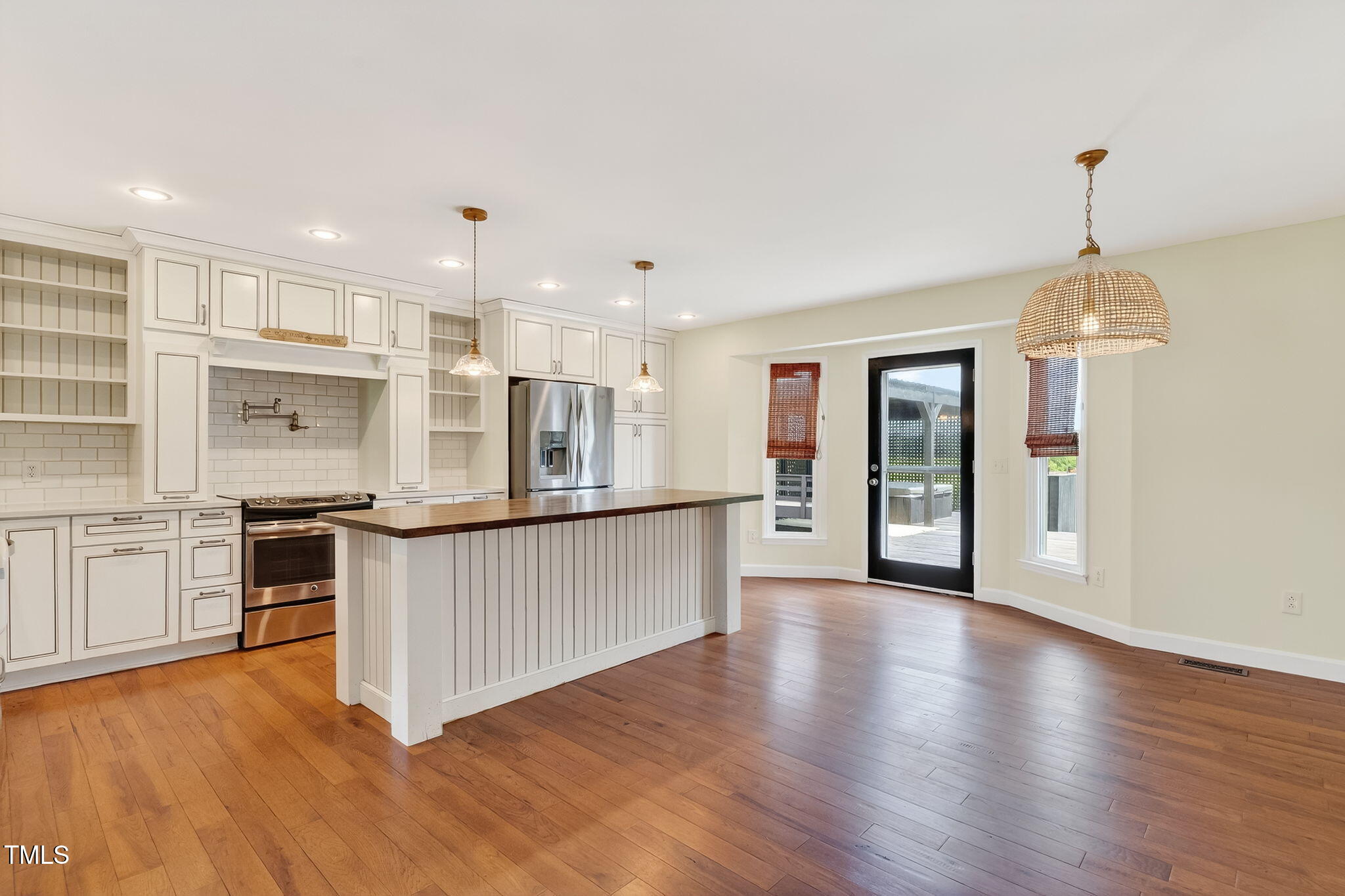 2888 Benson Hardee Road Benson, NC 27504 - Photo 10 of 55 11-web-or-mls-024__DSC9313