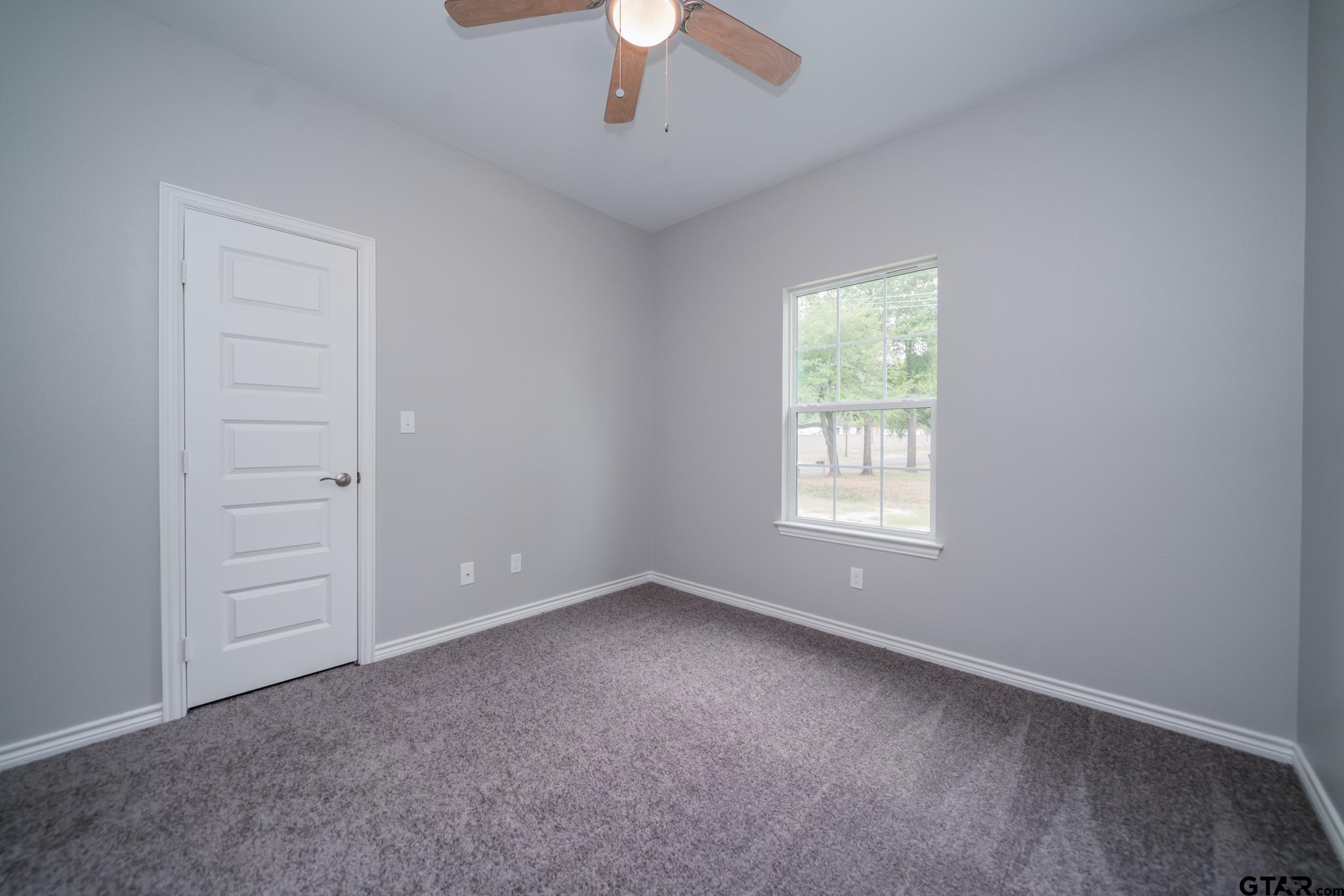 411 North Fuller Avenue Tyler, TX 75702 - Photo 5 of 25
