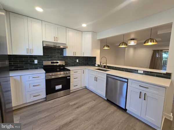 $2,750 | 8760 Stoneridge Drive, Manassas, VA 20111