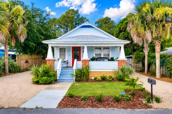 $385,000 | 134 Sawyer Lane, Apalachicola, FL 32320