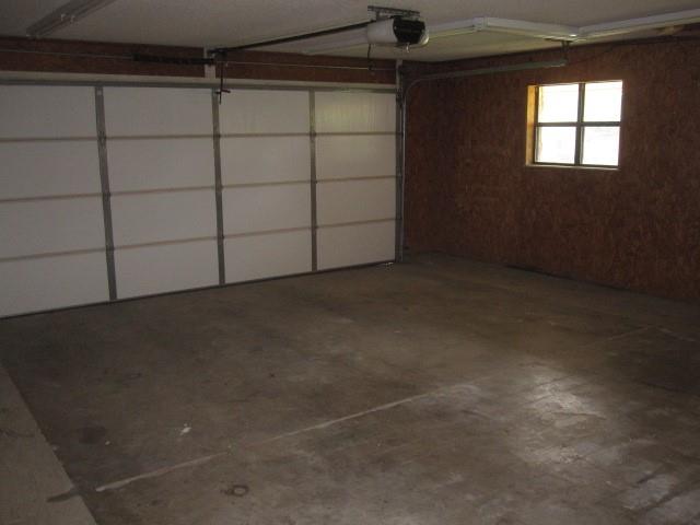 2801 Pyramid Circle Denison, TX 75020 - Photo 10 of 18 a view of a garage