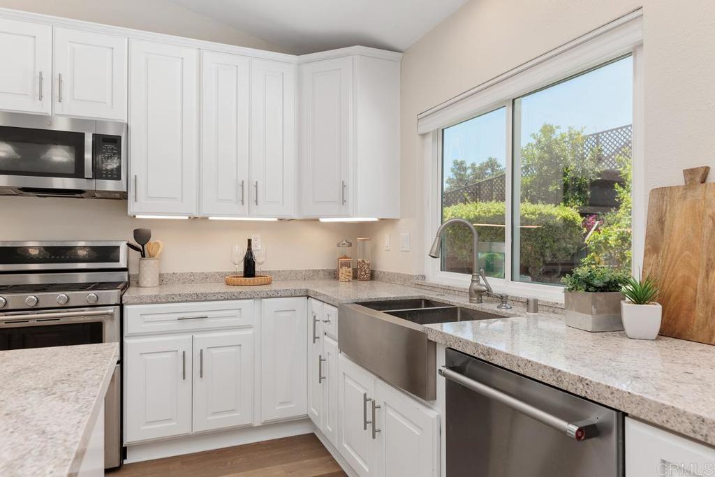 542 Gardendale Road Encinitas, CA 92024 - Photo 14 of 31