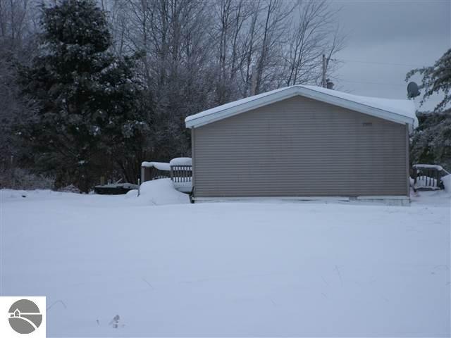 13805 Shippy Road Southwest Fife Lake, MI 49633 - Photo 4 of 6 1710873-3.JPG