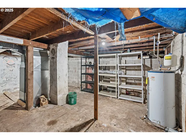 $320,000 | 1375 Southwest Taylors Ferry Road, Portland, OR 97219