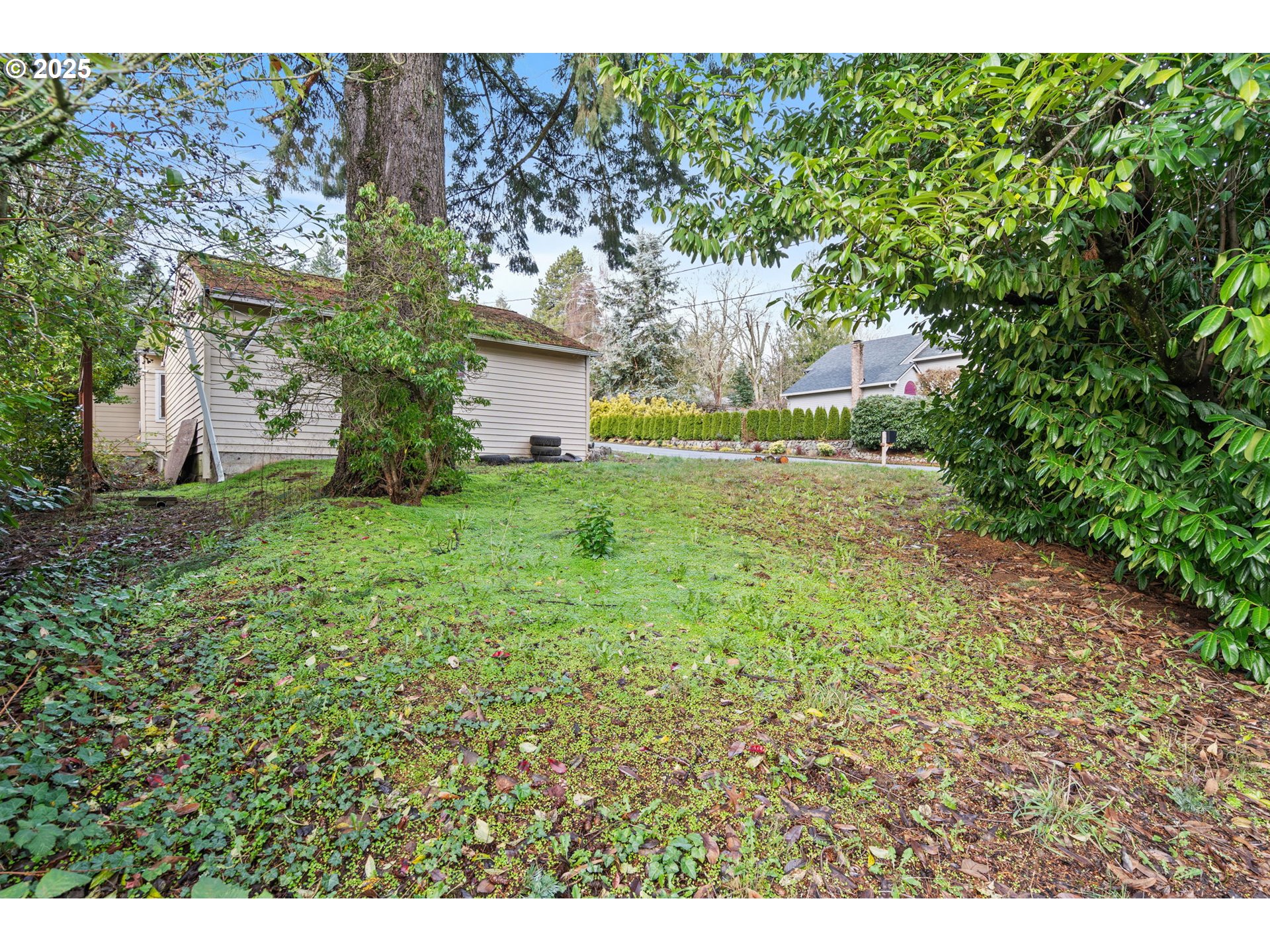 1375 Southwest Taylors Ferry Road Portland, OR 97219 - Photo 3 of 19 Gallery Image 3