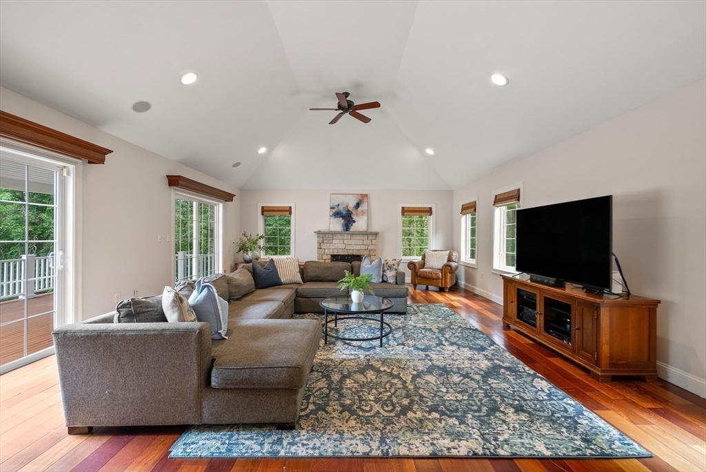 14 Harnden Road Foxboro, MA 02035 - Photo 18 of 40