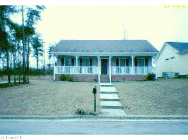 Exterior Front. 1 rocky  pt