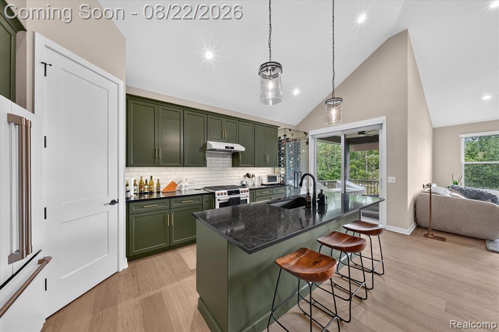 2020 Breckenridge Court Rochester Hills, MI 48309 - Photo 20 of 52 Gallery Image 20