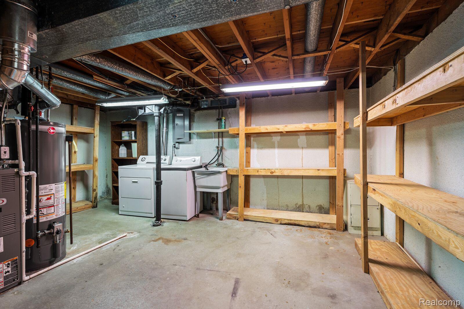 20251 15 Mile Road Clinton Township, MI 48035 - Photo 21 of 25 Gallery Image 21