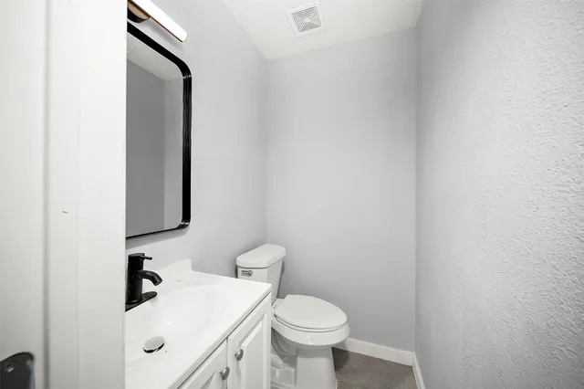 $1,280 | 16415 Woodrow Street, Unit 24, Channelview, TX 77530