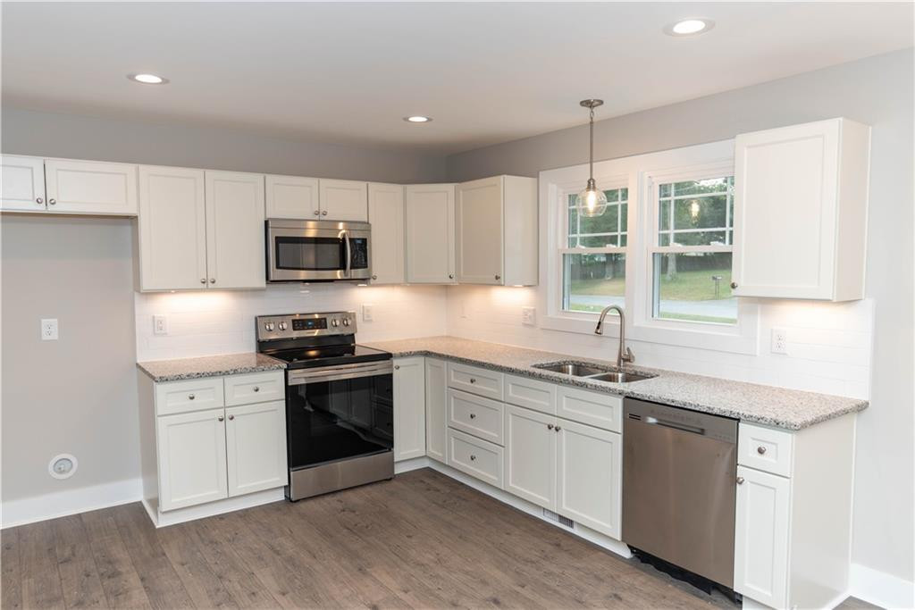 2429 Burch Bridge Road Burlington, NC 27217 - Photo 2 of 18 Gallery Image 2