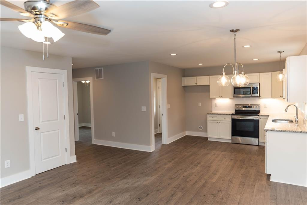 2429 Burch Bridge Road Burlington, NC 27217 - Photo 3 of 18 Gallery Image 3