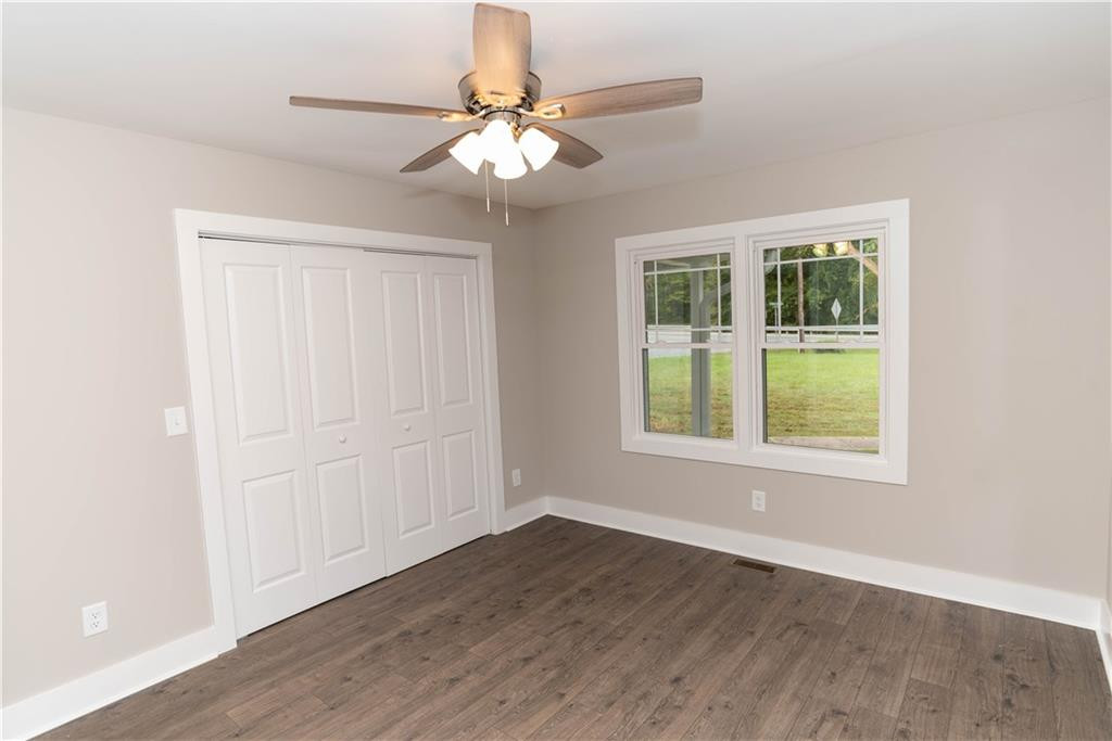 2429 Burch Bridge Road Burlington, NC 27217 - Photo 8 of 18 Gallery Image 8