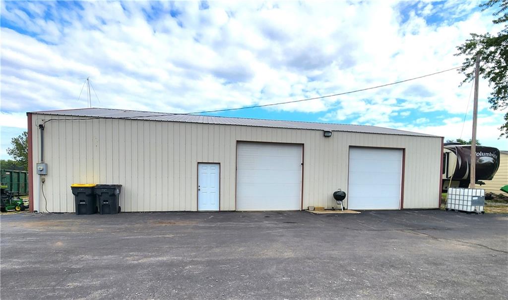 7608 South Arnett Road Grain Valley, MO 64029 - Photo 28 of 43