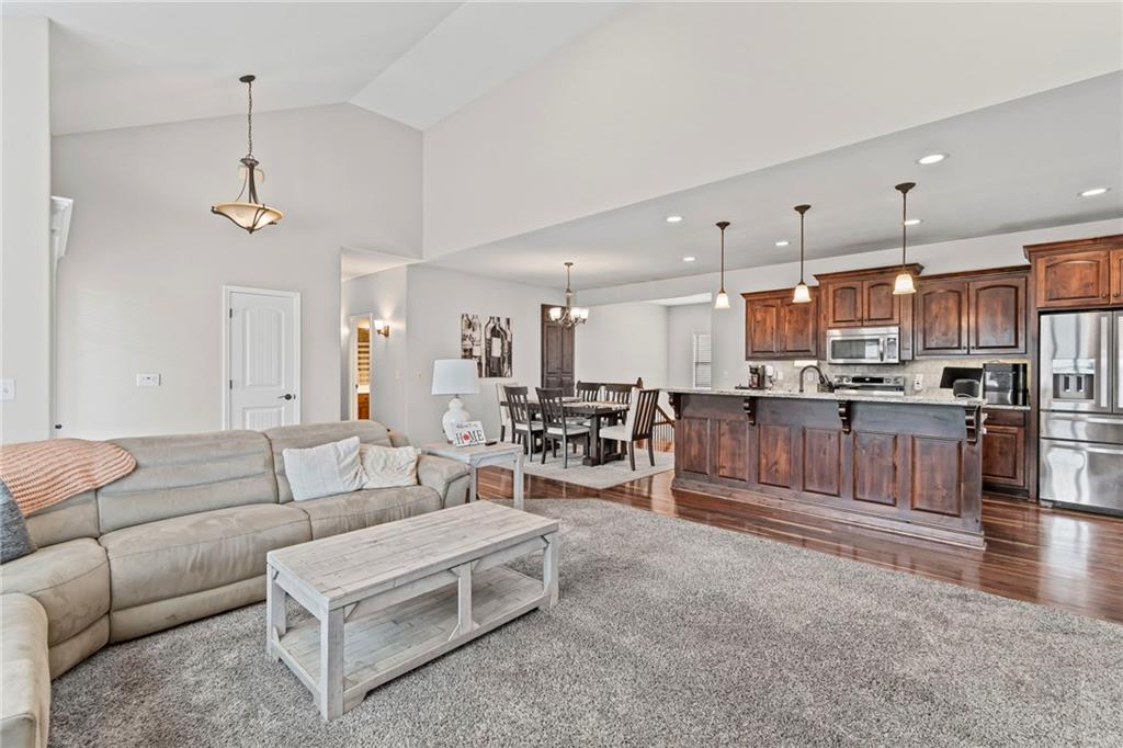 7608 South Arnett Road Grain Valley, MO 64029 - Photo 7 of 43