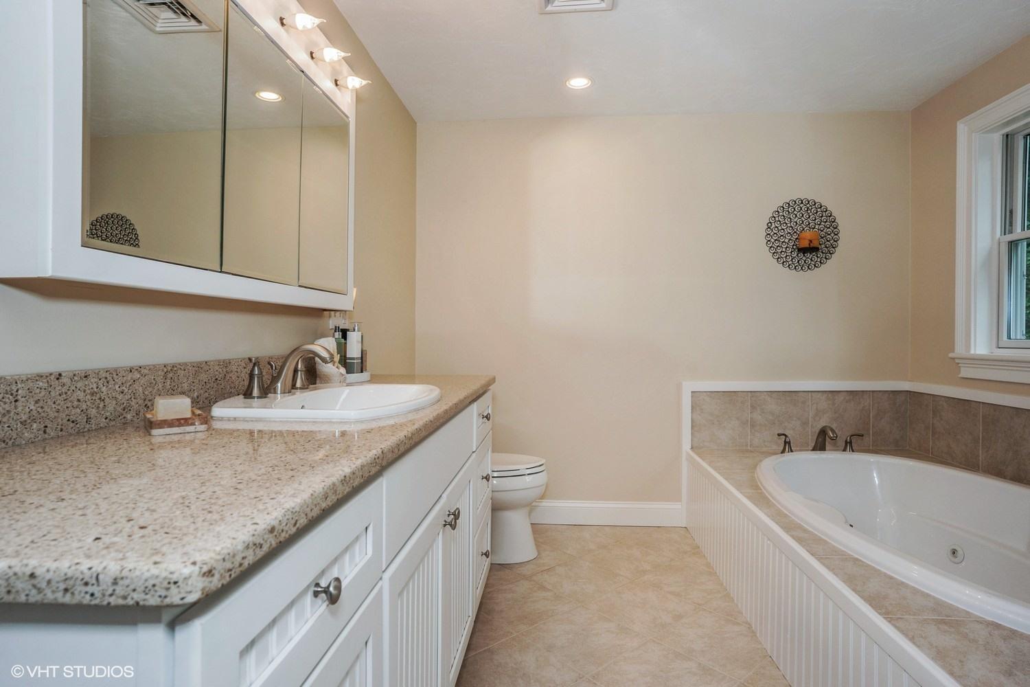 20 Lords Pond Road Chatham, MA 02650 - Photo 13 of 28 En-suite Master Bath