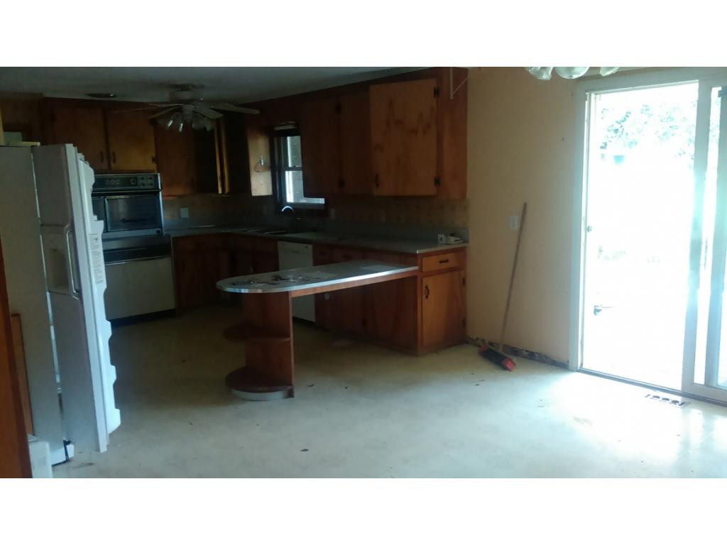 3506 McKinley Road Johnson City, TN 37604 - Photo 12 of 16 kitchen dining combo
