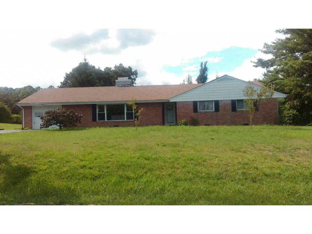3506 McKinley Road Johnson City, TN 37604 - Photo 3 of 16 Photo 3