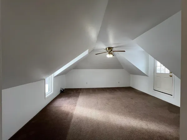 $1,250 | 321 1/2 5th Avenue East, Ashland, WI 54806