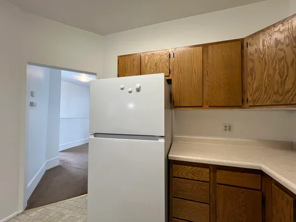 $1,250 | 321 1/2 5th Avenue East, Ashland, WI 54806