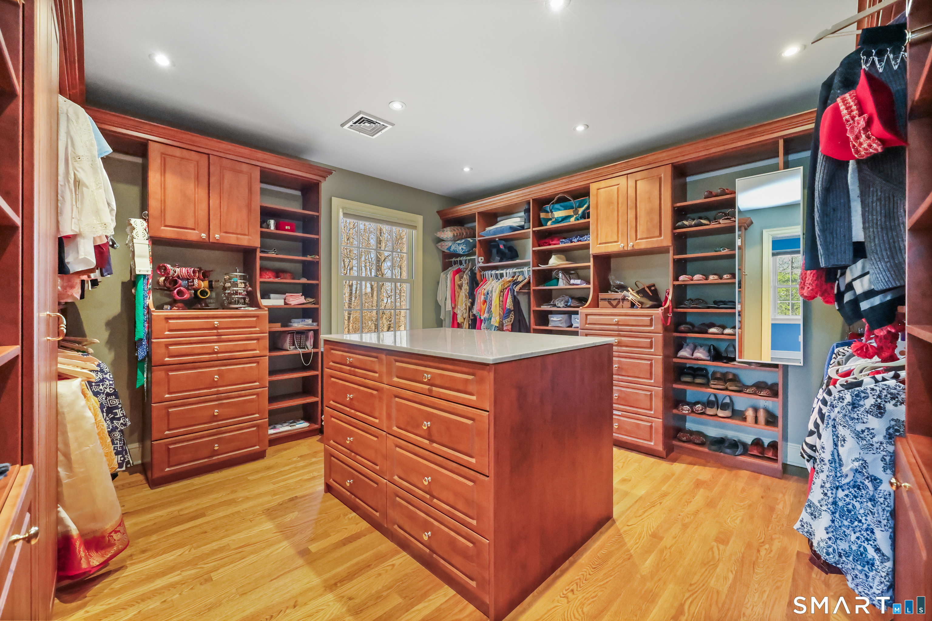 140 Signal Hill Road Wilton, CT 06897 - Photo 20 of 39