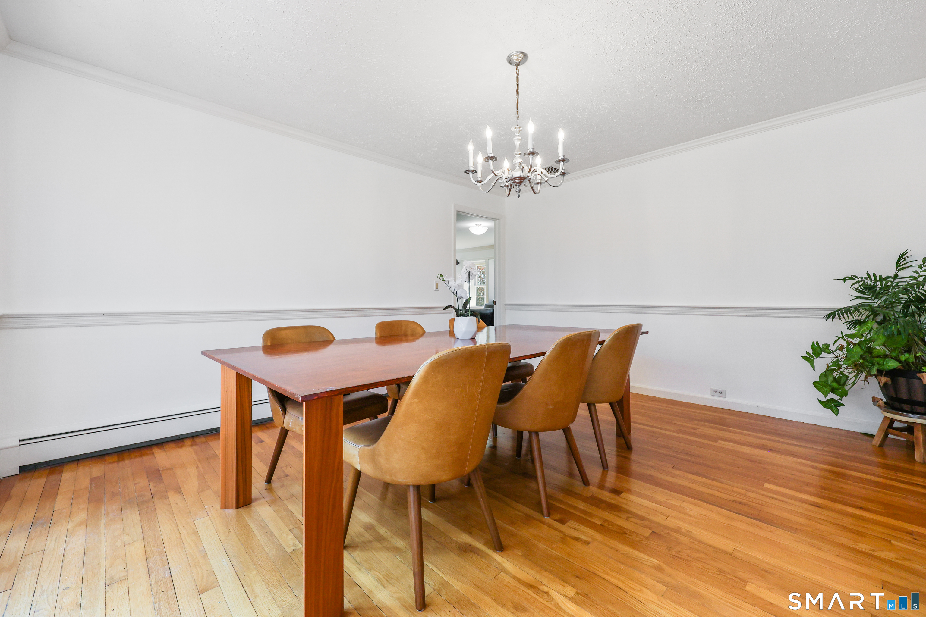 140 Signal Hill Road Wilton, CT 06897 - Photo 6 of 39