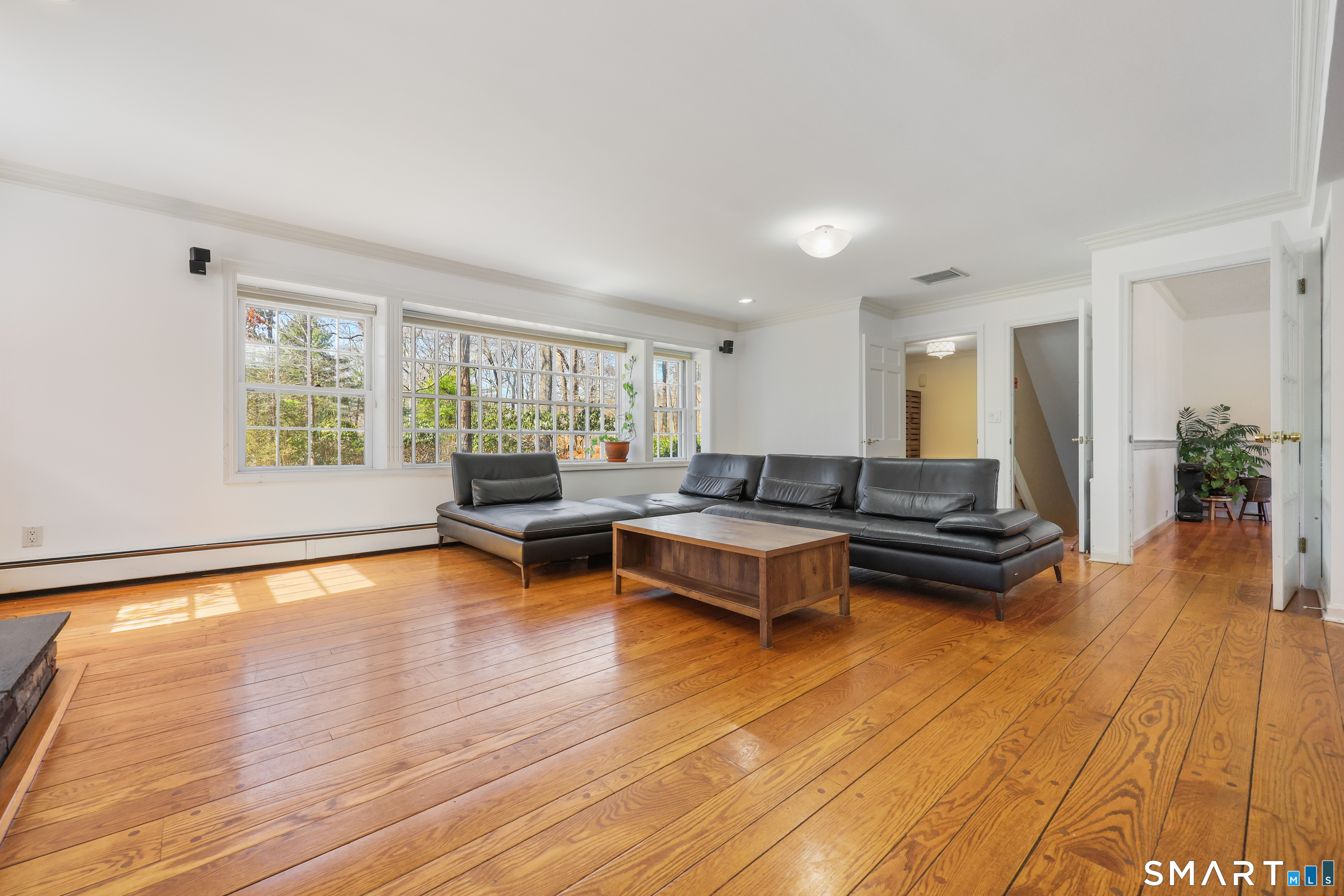 140 Signal Hill Road Wilton, CT 06897 - Photo 8 of 39