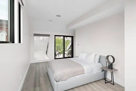 $1,995,000 | 320 Shawmut Avenue, Unit 4, Boston, MA 02118