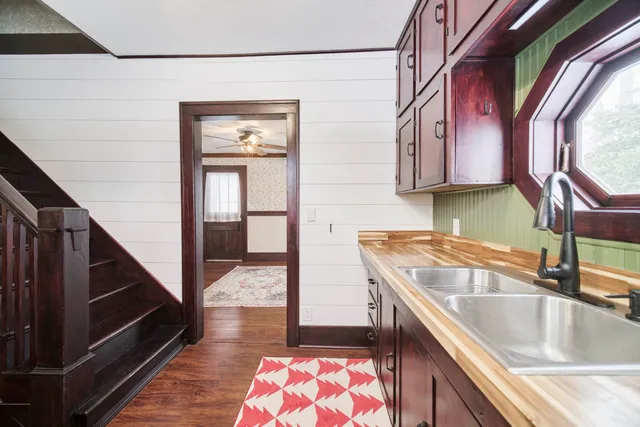 $199,900 | 815 East Filer Street, Ludington, MI 49431