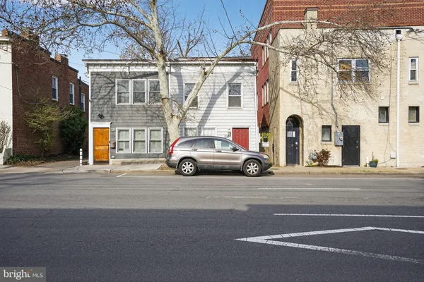 $2,200 | 226 North Patrick Street, Unit 1, Alexandria, VA 22314