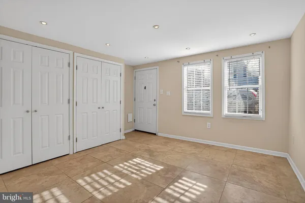 $2,200 | 226 North Patrick Street, Unit 1, Alexandria, VA 22314