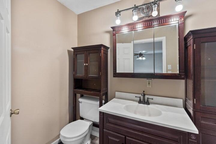 214 East Rhea Avenue Spring City, TN 37381 - Photo 18 of 32 18