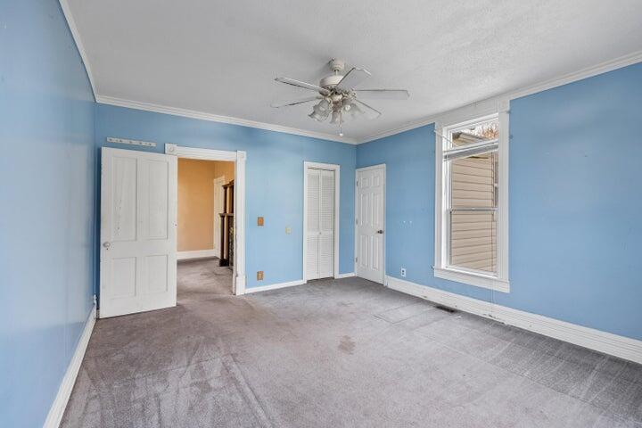 214 East Rhea Avenue Spring City, TN 37381 - Photo 9 of 32 9