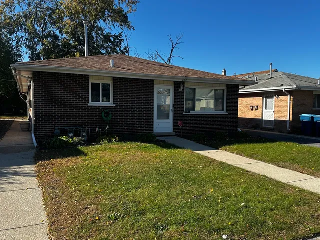 $199,000 | 804 Mackinaw Avenue, Calumet City, IL 60409