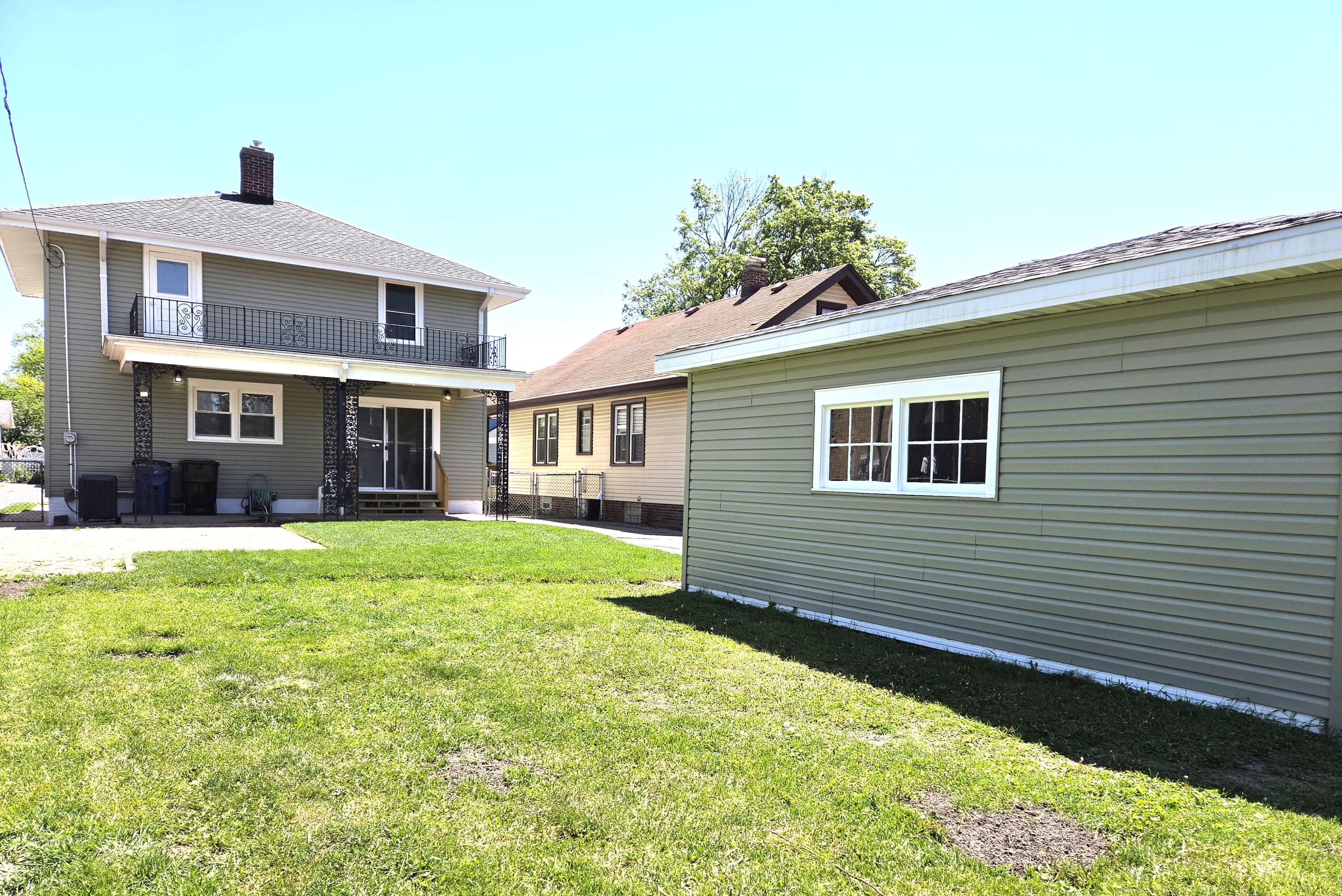732 Arthur Avenue Racine, WI 53405 - Photo 6 of 33 Arthur