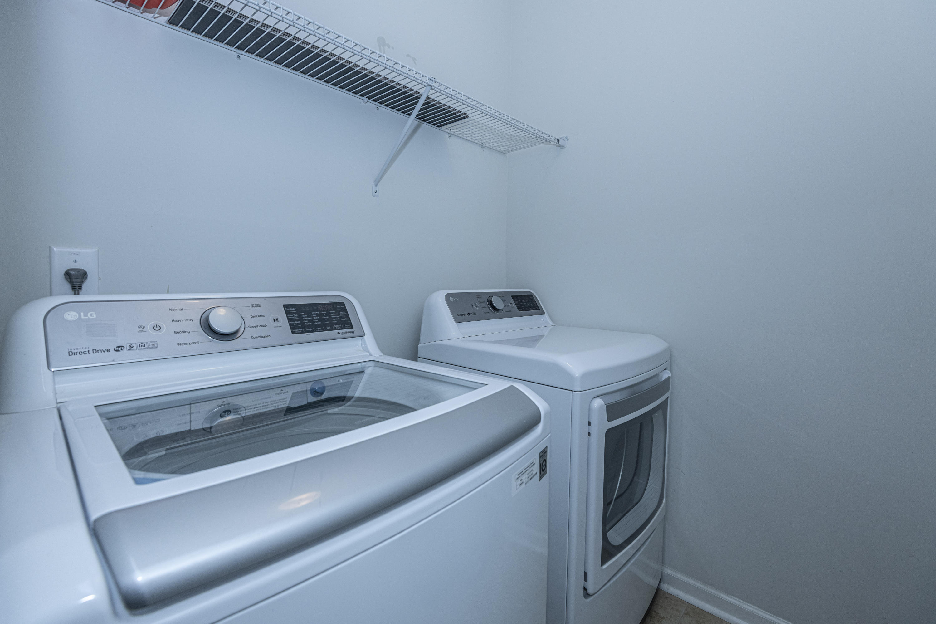5016 White Cedar Road Ladson, SC 29456 - Photo 41 of 52 Laundry