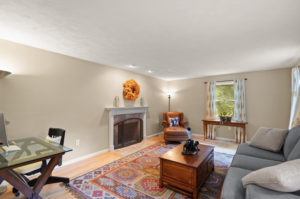8 Riding Club Road Danvers, MA 01923 - Photo 6 of 43