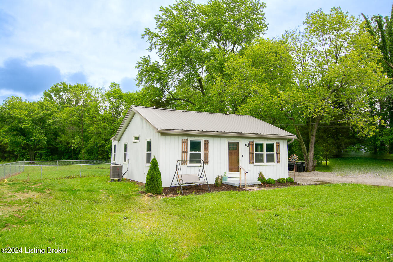 7809 Beech Grv Road Lebanon Junction, KY 40150 - Photo 2 of 22 Front of Home